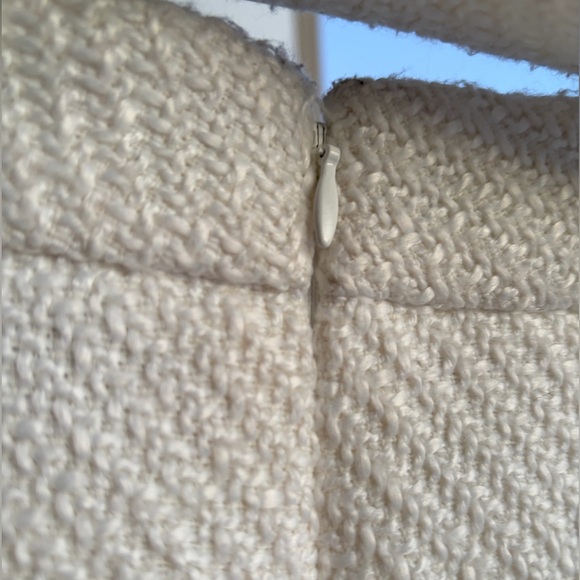 🆕 DKNY Ivory Tweed Pencil Skirt with Belt Textured Lined Career Skirt Size 18 - Picture 9 of 16